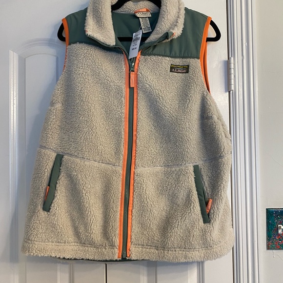 NWT LL Bean Women's Bean's Sherpa Fleece Vest XL - Picture 4 of 7